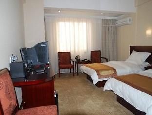 Bajun Hotel Кунмин Екстериор снимка